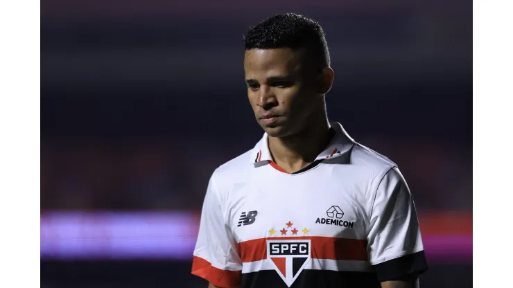 Santos consultou Erick, do São Paulo
