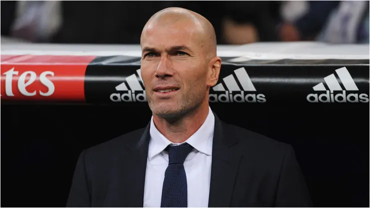 Foto: Denis Doyle/Getty Images - Zidane em jogo do Real Madrid
