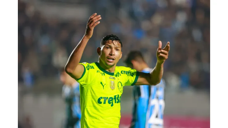 Rony atacante do Palmeiras durante partida contra o Gremio no estadio Francisco Stedile  Brasileiro A 2024. RS - CAXIAS DO SUL - 04/07/2024 
