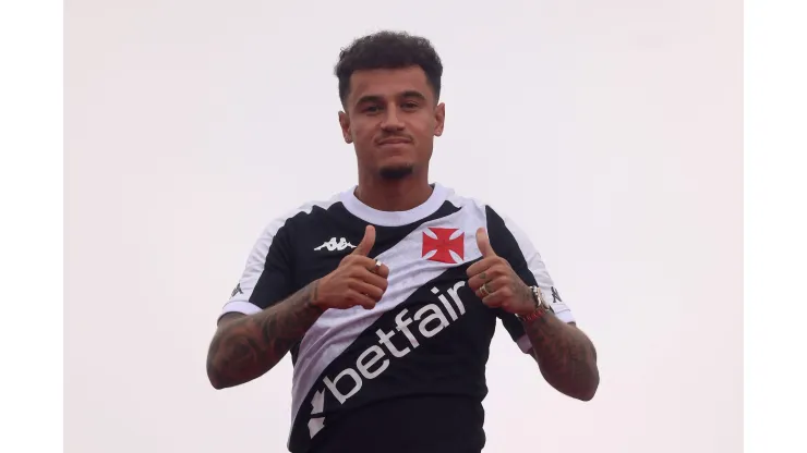 RIO DE JANEIRO, BRAZIL - JULY 13: Philippe Coutinho, Vasco da Gama newly signed player, gestures during his presentation at Sao Januario Stadium on July 13, 2024 in Rio de Janeiro, Brazil. (Photo by Wagner Meier/Getty Images)
