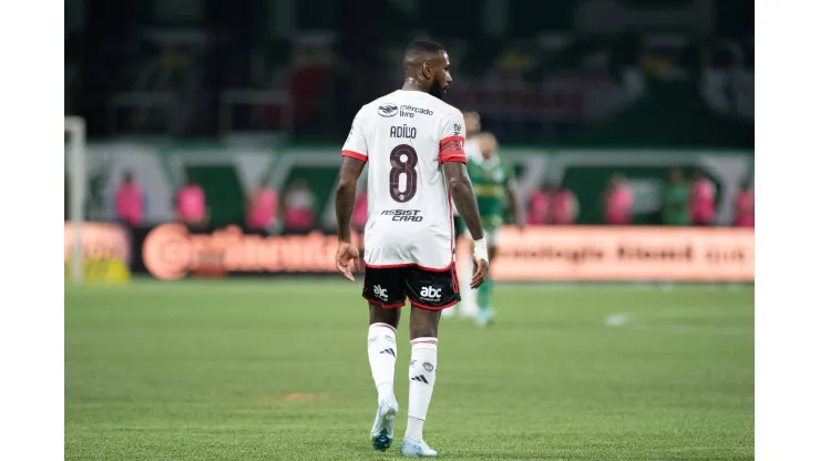 Gerson no Flamengo com camisa de Adílio 
