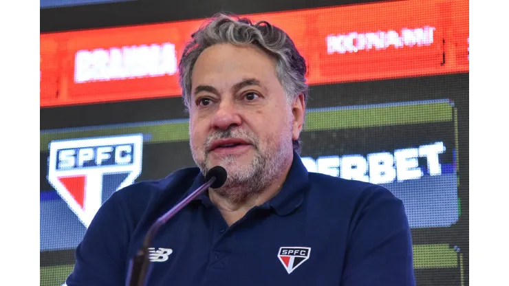 Apresentação Marcos Antônio SPFC SÃO PAULO, SP - 26.07.2024: APRESENTAÇÃO MARCOS ANTÔNIO SPFC - Presentation of the new São Paulo Futebol Clube player, Marcos Antonio, this Friday, 26 at the Barra Funda Training Center, SP. In the photo Julio Casares, President of São Paulo FC. Photo: Roberto Casimiro/Fotoarena x2580697x PUBLICATIONxNOTxINxBRA RobertoxCasimiro
