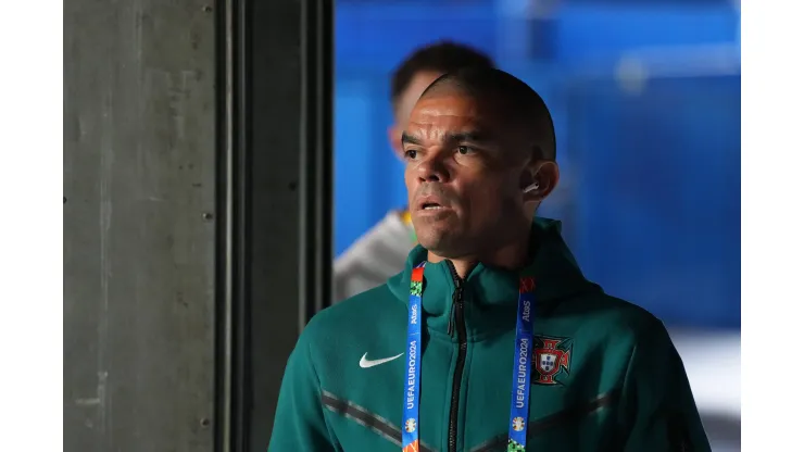 Georgia v Portugal: Group F - UEFA EURO, EM, Europameisterschaft,Fussball 2024 Pepe centre-back of Portugal and FC Porto during the UEFA EURO 2024 group stage match between Georgia and Portugal at Arena AufSchalke on June 26, 2024 in Gelsenkirchen, Germany. Gelsenkirchen Germany PUBLICATIONxNOTxINxFRA Copyright: xJosexBretonx originalFilename:bretonhernandez-georgiav240626_npfvQ.jpg
