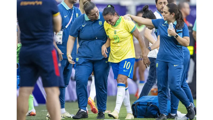 Marta leaves field after receiving straight red card for dangerous play during the women s football match between Brazil and Spain at the Olympic Games, Olympische Spiele, Olympia, OS Paris 2024 at Stade Bordeaux in Bordeaux, France. Richard Callis/SPP PUBLICATIONxNOTxINxBRAxMEX Copyright: xRichardxCallis/SPPx spp-en-RiCa-RM4_Richie_310724-4921
