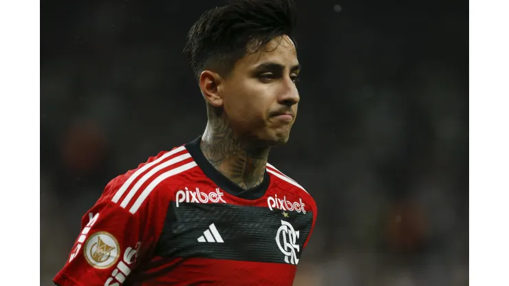 Erick Pulgar do Flamengo. (Foto de Ricardo Moreira/Getty Images)
