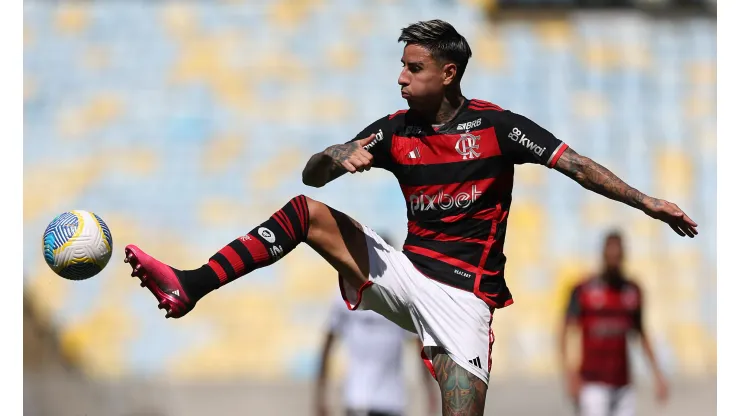 Erick Pulgar do Flamengo. (Foto de Buda Mendes/Getty Images)
