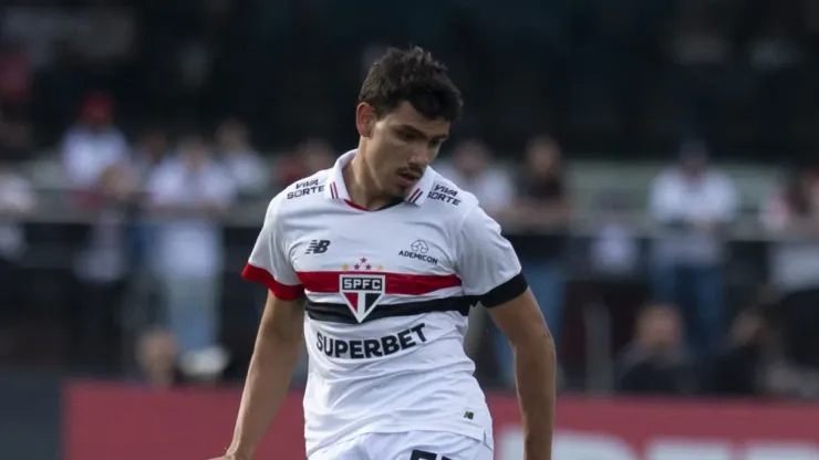 Moreira, lateral do São Paulo
