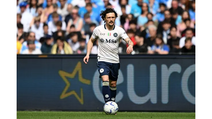 NAPLES, ITALY - MARCH 30: Mario Rui of SSC Napoli during the Serie A TIM match between SSC Napoli and Atalanta BC at Stadio Diego Armando Maradona on March 30, 2024 in Naples, Italy. (Photo by Francesco Pecoraro/Getty Images) (Photo by Francesco Pecoraro/Getty Images)
