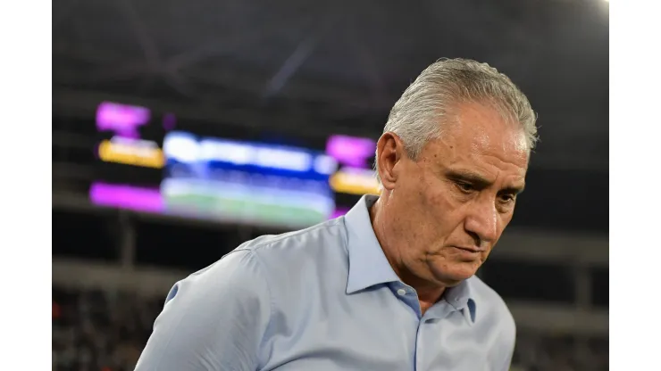 Tite treinador do Flamengo, no Engenhão, em partida válida contra o Botafogo pelo Brasileirão. Foto: Thiago Ribeiro/AGIF
