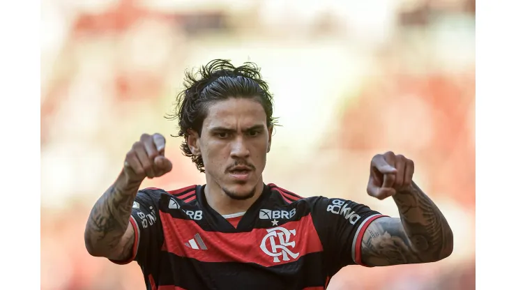 Pedro será titular do Flamengo contra Corinthians 
