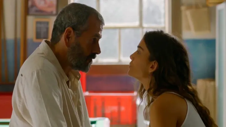 Mariana (Theresa Fonseca) e José Inocêncio (Marcos Palmeira)  - Foto: Reprodução/TV Globo
