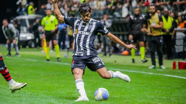 Scarpa iguala atacante do Galo em participações de gols
