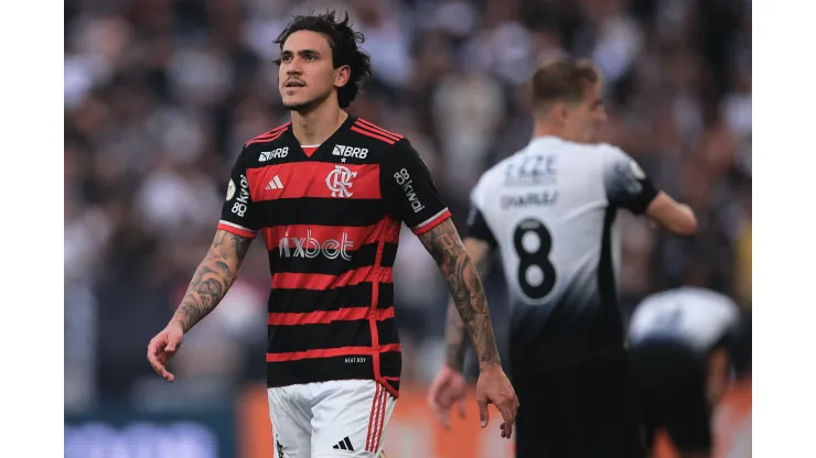 Pedro jogador do Flamengo durante partida contra o Corinthians. Foto: Ettore Chiereguini/AGIF
