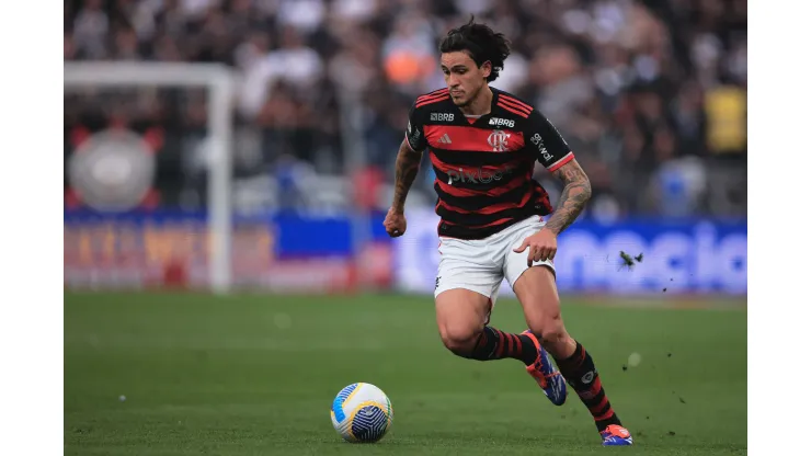 Pedro jogador do Flamengo durante partida contra o Corinthians. Foto: Ettore Chiereguini/AGIF
