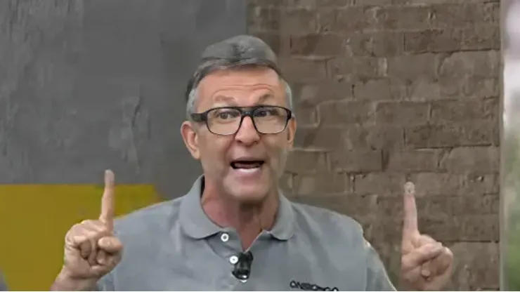 Craque Neto, apresentador da Band, dá opinião contundente sobre atacante ex-Santos. 