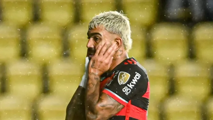 Gabigol não será titular em Flamengo x Bahia. Foto: Nayra Halm/Fotoarena 
