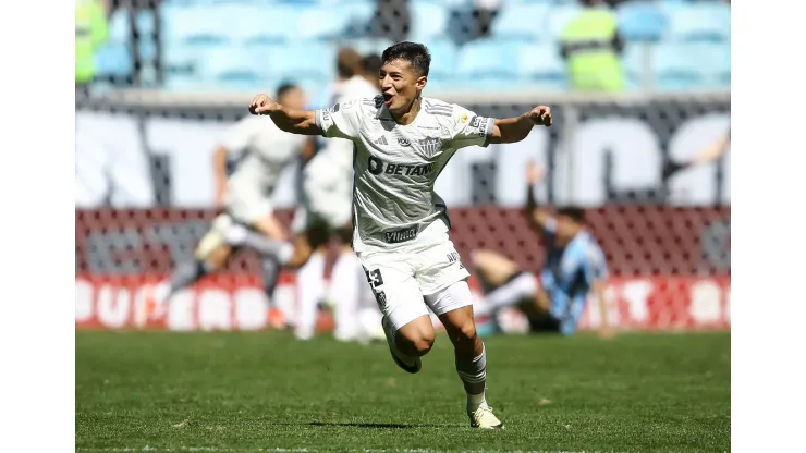 Atlético-MG e São Paulo duelam pela Copa do Brasil.
