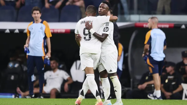 Vini Jr e Mbappé pelo Real Madrid
