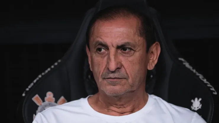Treinador está no clube há dois meses. Ettore Chiereguini/AGIF. 