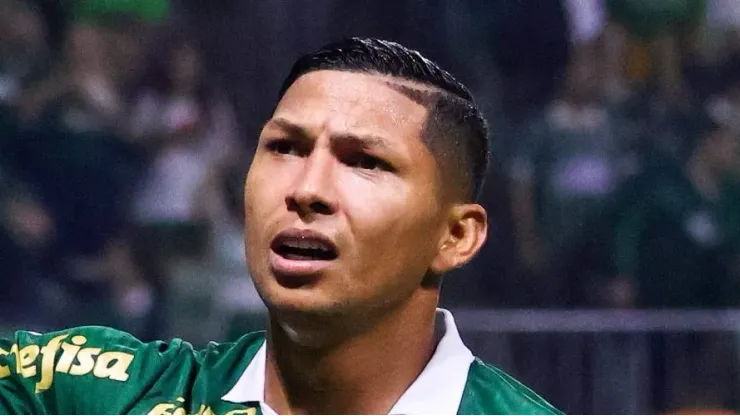 Rony comemora gol pelo Alviverde. 