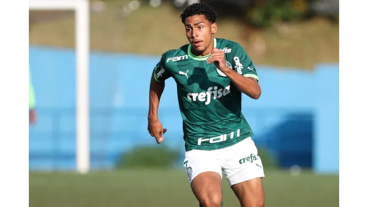 Luighi, jogador do Palmeiras durante treinamento com elenco 
