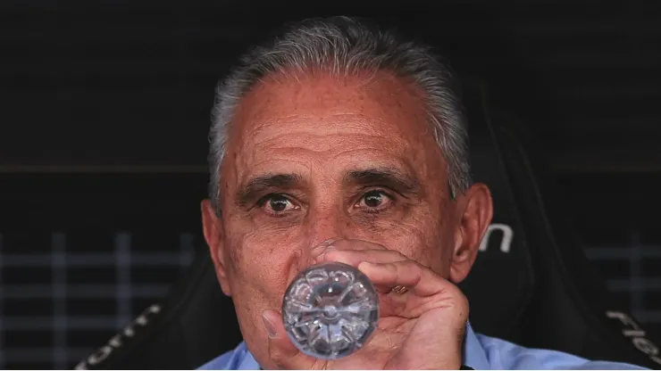 Tite durante partida na Arena Corinthians. 