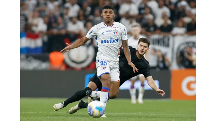 Fortaleza e Corinthians duelam pelas quartas de final da Sul-Americana.
