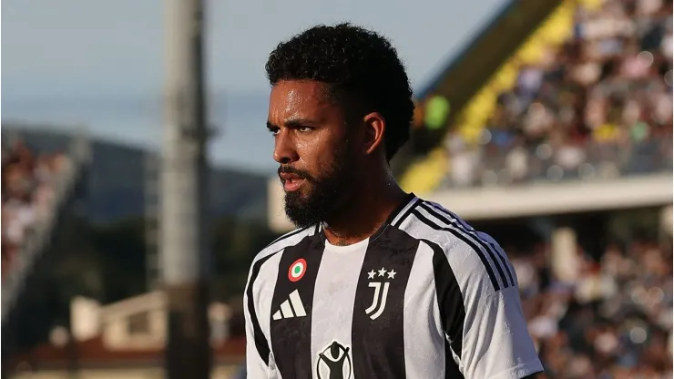 Douglas Luiz pela Juventus em partida diante do Empoli, pela Série A. (Photo by Gabriele Maltinti/Getty Images)
