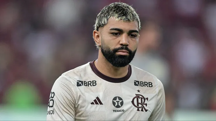 Gabigol jogador do Flamengo durante aquecimento antes da partida contra o Bahia. Foto: Thiago Ribeiro/AGIF
