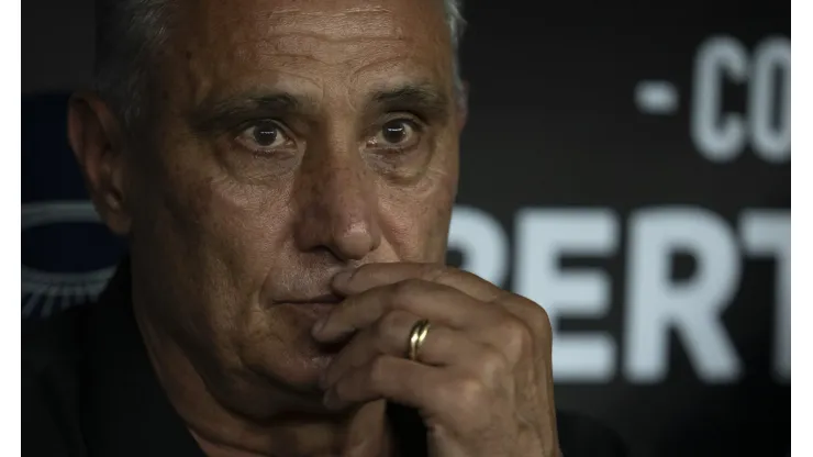 Crise no Flamengo: Tite se complica e diz que não prometeu gols no Uruguai 
