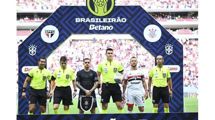 São Paulo x Corinthians no Estádio Mané Garrincha. Foto: Ton Molina/Fotoarena 