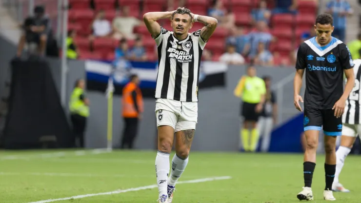 Para comentarista, Botafogo vem apresentando queda no segundo tempo. Foto: Kayan Mendes/AGIF
