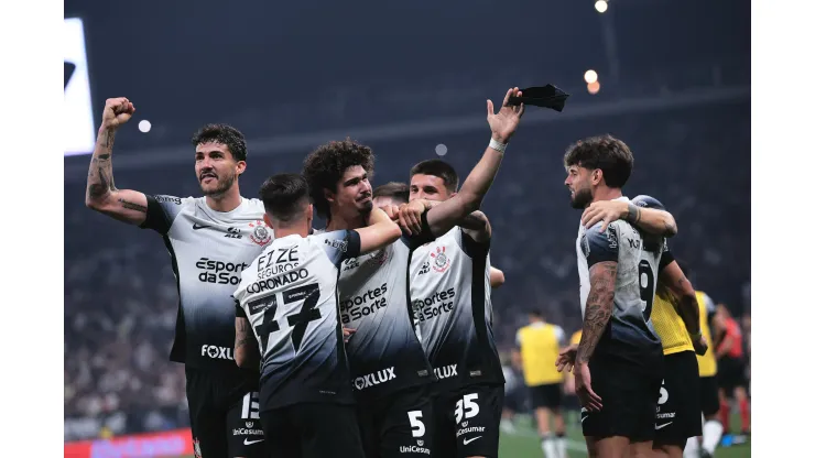 André Ramalho jogador do Corinthians comemora seu gol durante partida contra o Juventude na Néo Química Arena pela Copa Do Brasil 2024. Foto: Ettore Chiereguini/AGIF