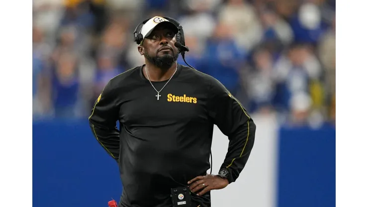 Mike Tomlin Head Coach durante jogo entre Pittsburgh Steelers e Indianapolis Colts. Brook Ward / Apparent Media Group Indianapolis USA - ZUMAa234 20240929_zsa_a234_288 Copyright: xAMGx
