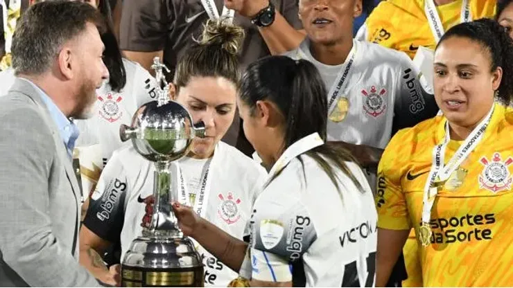 Corinthians conquista título da Libertadores Feminina 2024. Foto: Christian Alvarenga/Getty Images