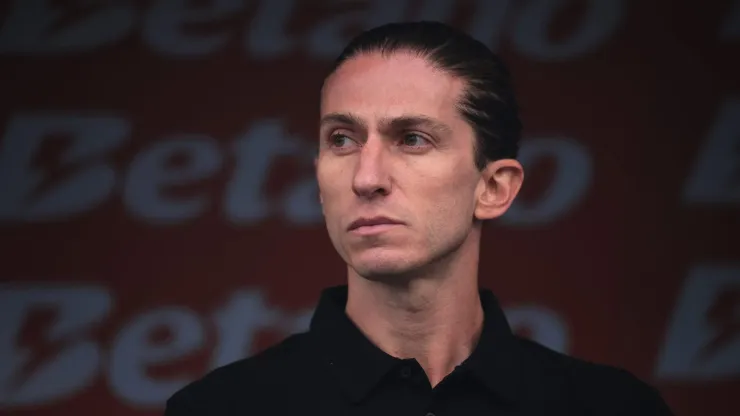 Filipe Luís foi convencido por Marcos Braz para assumir o Flamengo