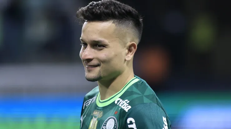 Resposta do Palmeiras para contratação de Artur após oferecimento ao Flamengo