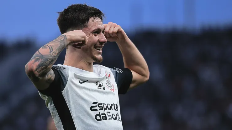 Corinthians fechou com Garro no início do ano