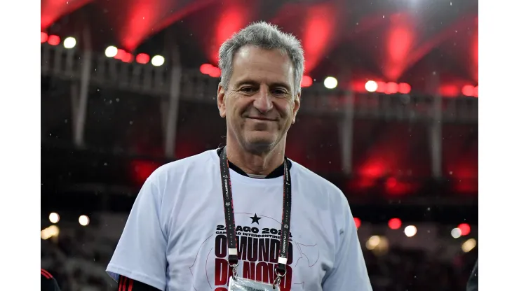 Landim tem contrato com meio-campista encaminhado no Flamengo até 2027