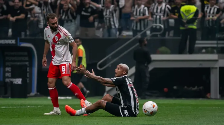 Deyverson jogador do Atlético-MG durante partida contra o River Plate na Arena MRV pela Copa Libertadores 2024. Foto: Fernando Moreno/AGIF
