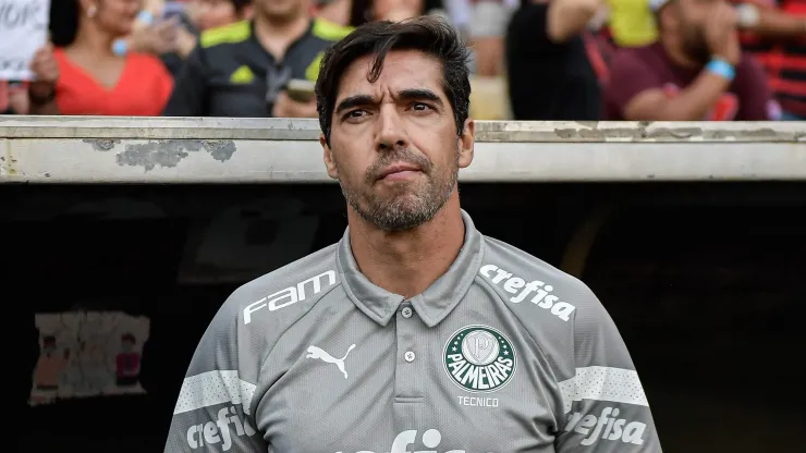 Abel Ferreira lançou mão do Mengão para rebater críticas recebidas