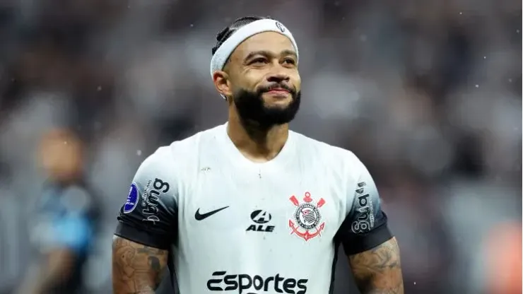 Memphis em Corinthians x Racing. Foto: Alexandre Schneider/Getty Images