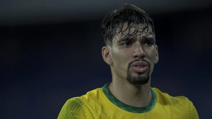 Irmão de Lucas Paquetá, cria do Flamengo, prestou depoimento em delegacia no Rio de Janeiro
