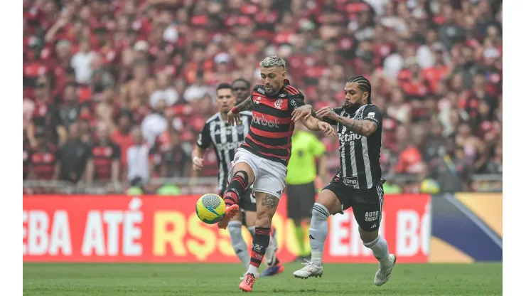 Arrascaeta jogador do Flamengo durante partida contra o Atlético-MG no Maracanã pela Copa Do Brasil 2024. Foto: Thiago Ribeiro/AGIF