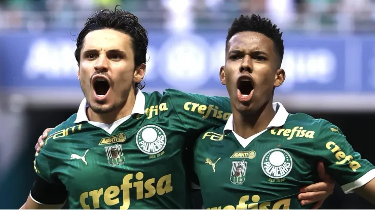 Foto: Marcello Zambrana/AGIF - Veiga e Estêvão, do Palmeiras