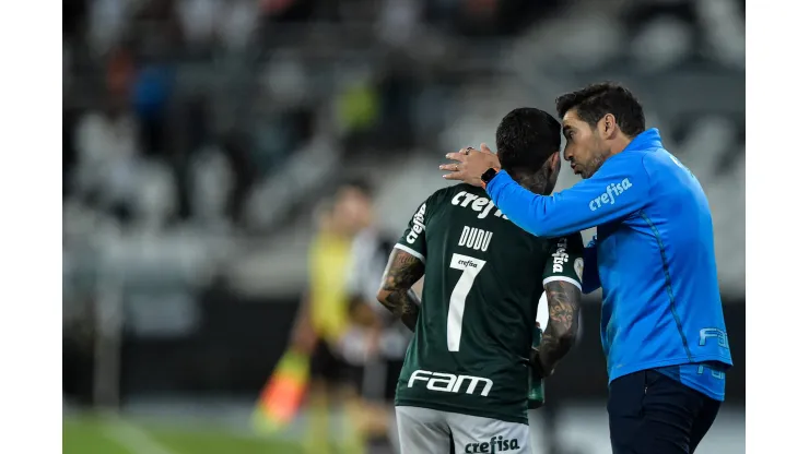 Reunião entre Abel Ferreira e Dudu sela tudo no Palmeiras
