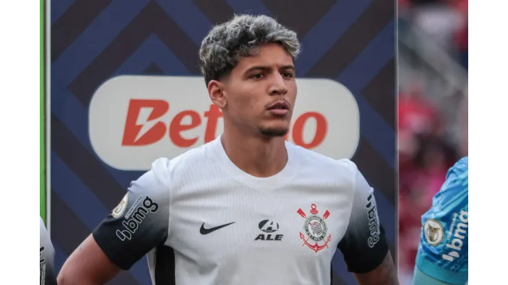 Caetano está afastado no Timão - Foto: Robson Mafra/AGIF