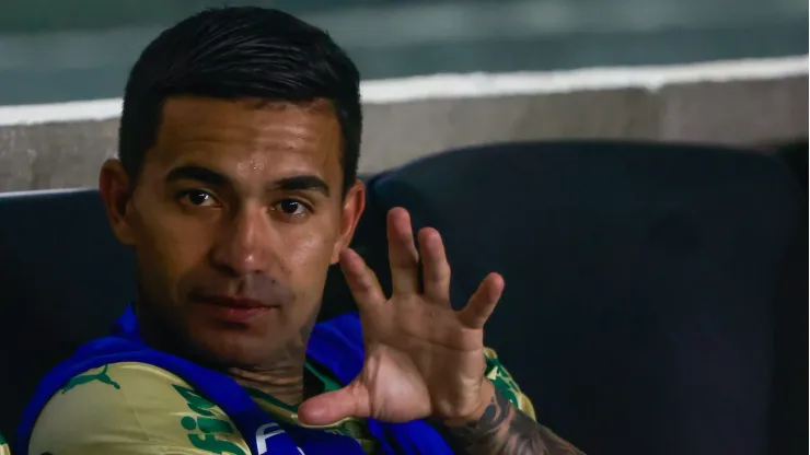 Dudu, atacante e ídolo do Palmeiras, tem problema com Abel por minutagem em campo