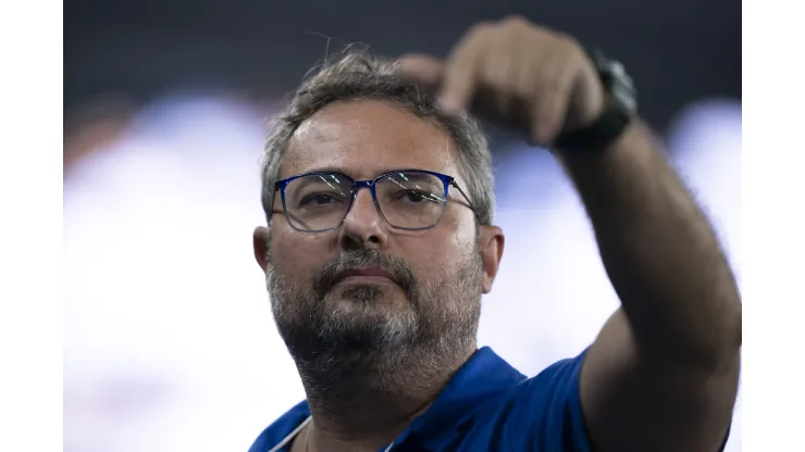 Alexandre Mattos diretor de futebol do Cruzeiro.