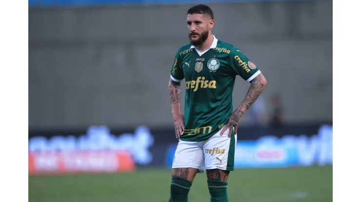 SP - BARUERI - 24/02/2024 - PAULISTA 2024, PALMEIRAS X MIRASSOL - Ze Rafael jogador do Palmeiras durante partida contra o Mirassol no estadio Arena Barueri pelo campeonato Paulista 2024. Foto: Ettore Chiereguini/AGIF
